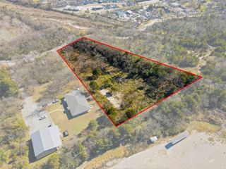 2809 Coombs Creek Drive, Dallas, TX 75211