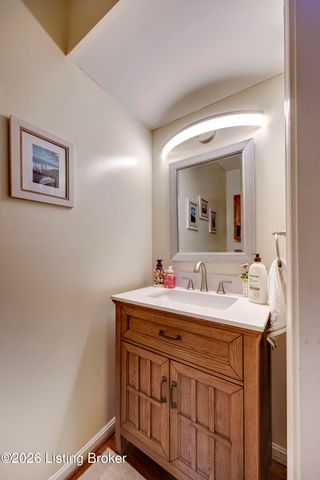 3904 Spring Valley Way, Louisville, KY 40241