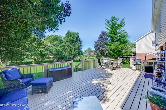 3904 Spring Valley Way, Louisville, KY 40241