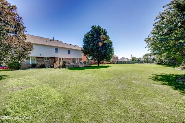 3904 Spring Valley Way, Louisville, KY 40241