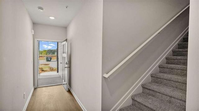 220 Sound Circle, Stockbridge, GA 30281