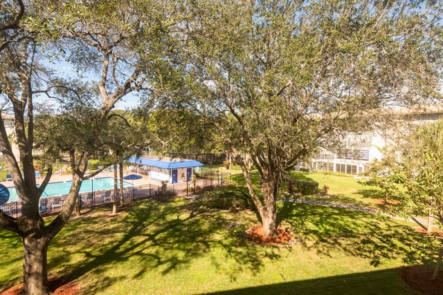 2303 Lucaya Lane N3, Coconut Creek, FL 33066