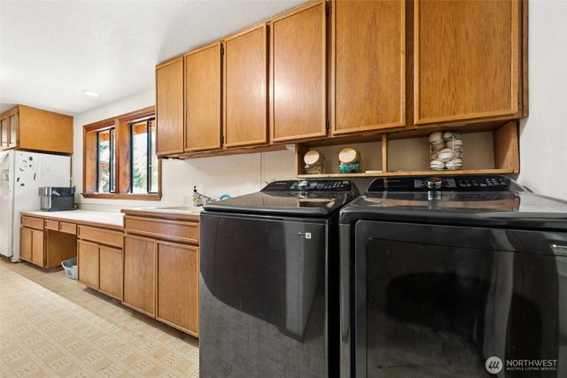 470 E Murray Road N, Grapeview, WA 98546