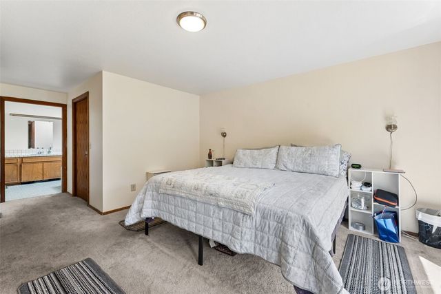 470 E Murray Road N, Grapeview, WA 98546