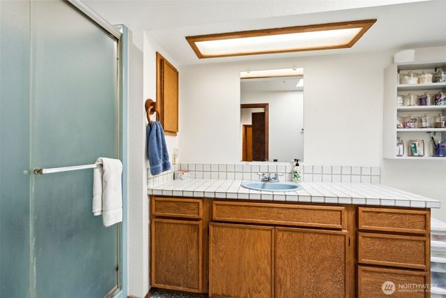 470 E Murray Road N, Grapeview, WA 98546
