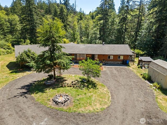 470 E Murray Road N, Grapeview, WA 98546