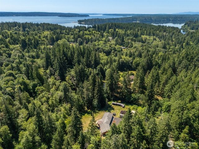 470 E Murray Road N, Grapeview, WA 98546