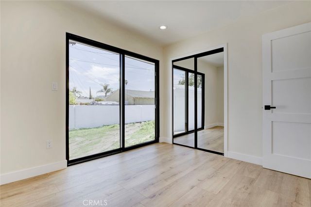 210 W Alameda, Burbank, CA 91502