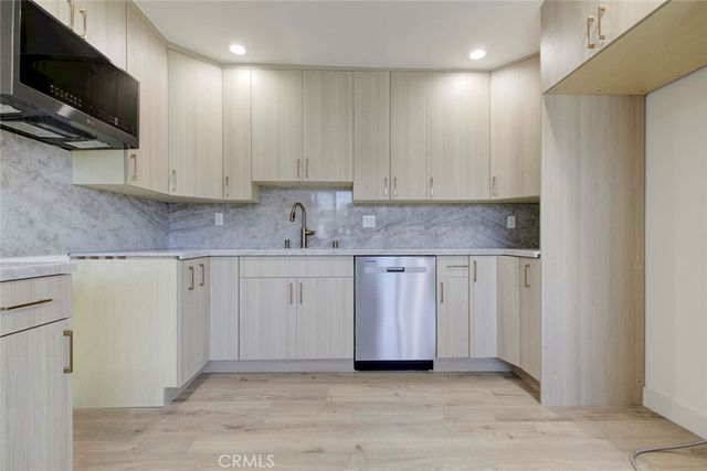 210 W Alameda, Burbank, CA 91502