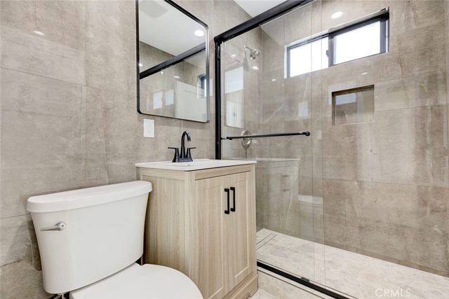 210 W Alameda, Burbank, CA 91502