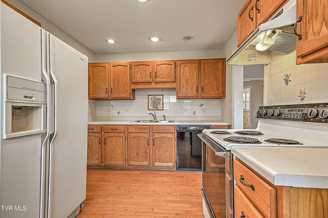 15336 Woodstone Circle, Bristol, VA 24202