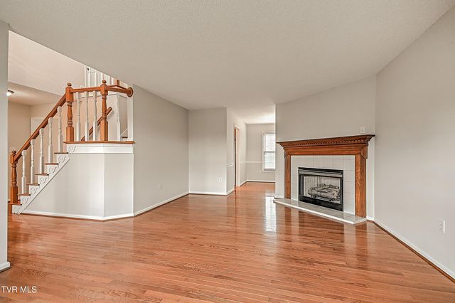 15336 Woodstone Circle, Bristol, VA 24202