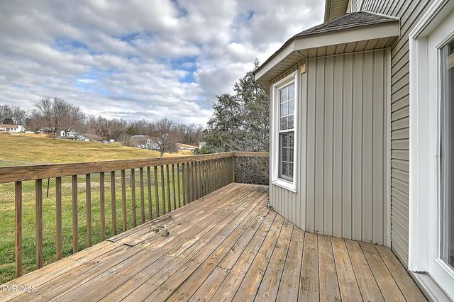 15336 Woodstone Circle, Bristol, VA 24202