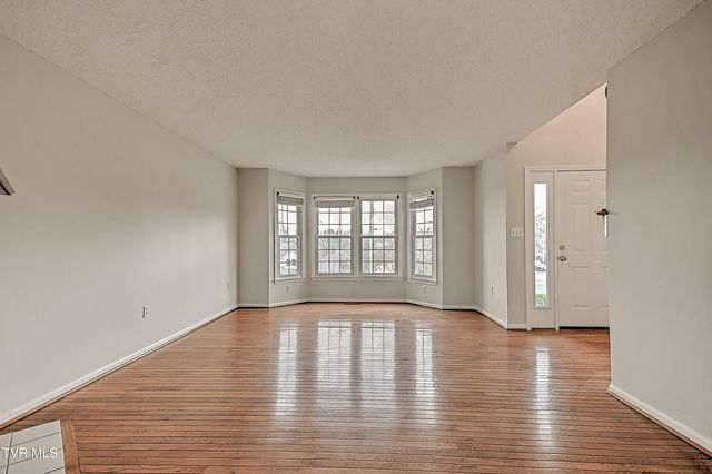 15336 Woodstone Circle, Bristol, VA 24202