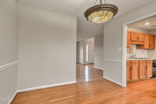 15336 Woodstone Circle, Bristol, VA 24202