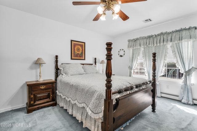 314 Jamaica Boulevard, Toms River, NJ 08757