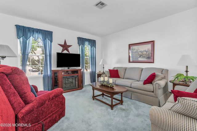 314 Jamaica Boulevard, Toms River, NJ 08757