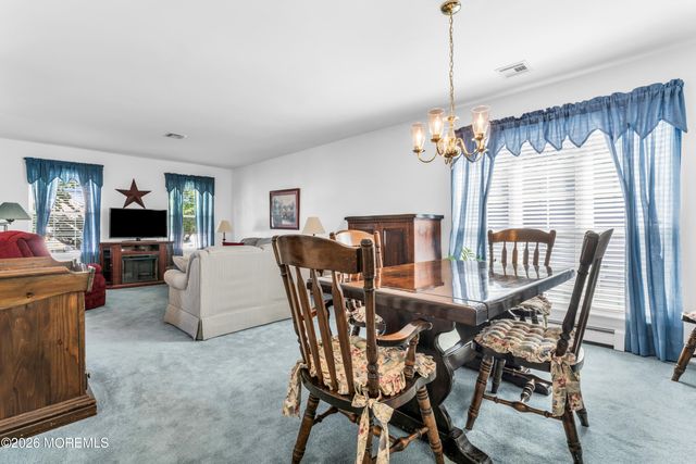 314 Jamaica Boulevard, Toms River, NJ 08757