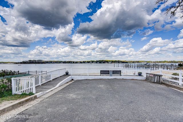 1110 Pine Bluff Avenue, Point Pleasant, NJ 08742