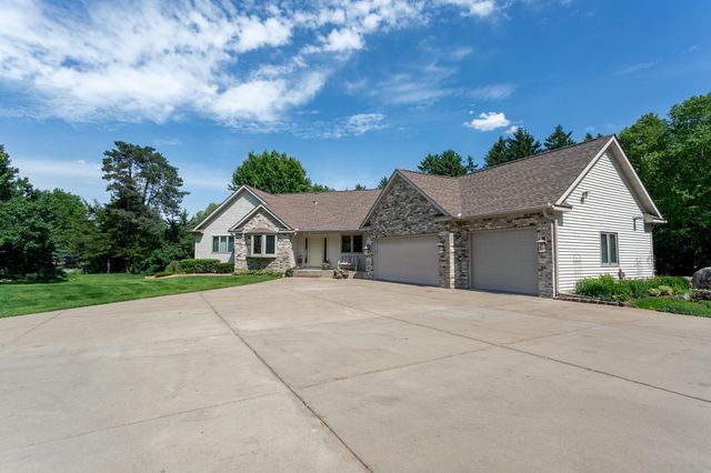 17162 Red Wing Boulevard, Hastings, MN 55033