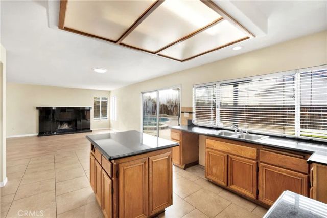 12734 Trotters Lane, Victorville, CA 92392