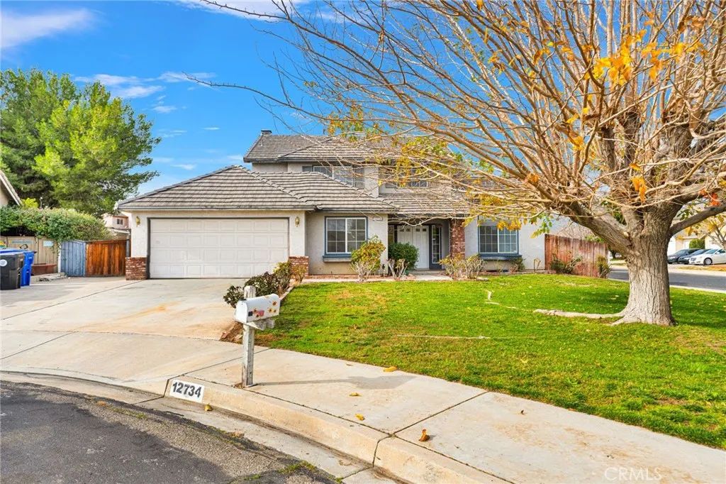 12734 Trotters Lane, Victorville, CA 92392