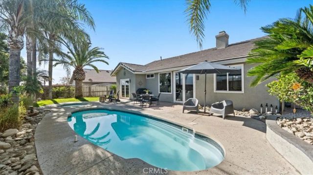 2816 W Sunnyview, Rialto, CA 92377