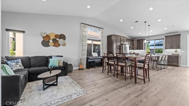 2816 W Sunnyview, Rialto, CA 92377