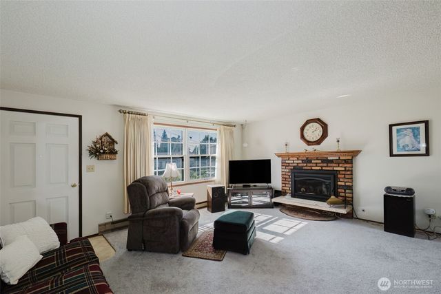 30026 5th Avenue SW, Federal Way, WA 98023