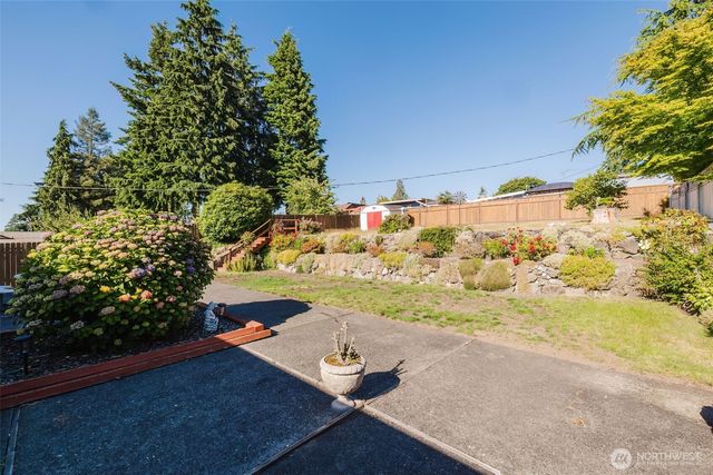 30026 5th Avenue SW, Federal Way, WA 98023