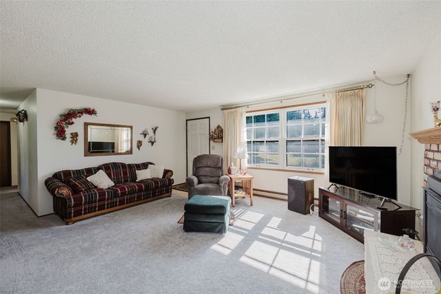 30026 5th Avenue SW, Federal Way, WA 98023