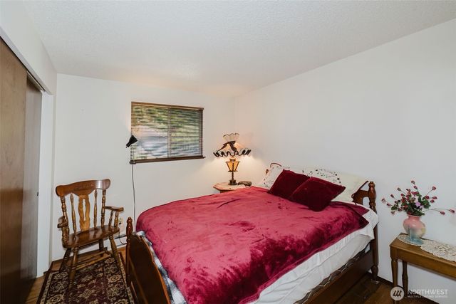 30026 5th Avenue SW, Federal Way, WA 98023
