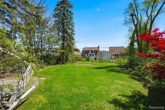 15760 Oakfield Street, Detroit, MI 48227