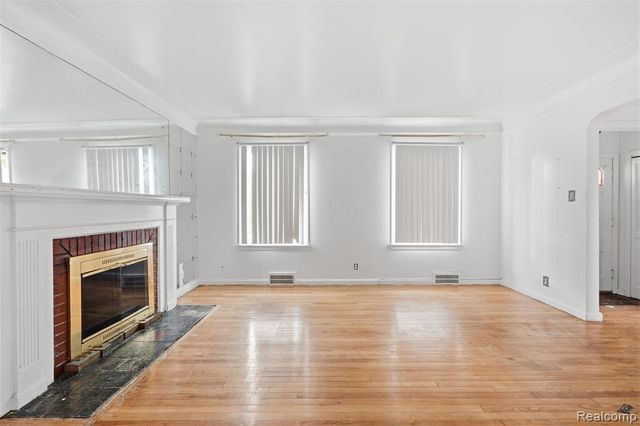 15760 Oakfield Street, Detroit, MI 48227
