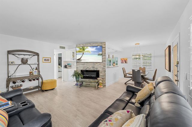 58 Piedmont B, Delray Beach, FL 33484