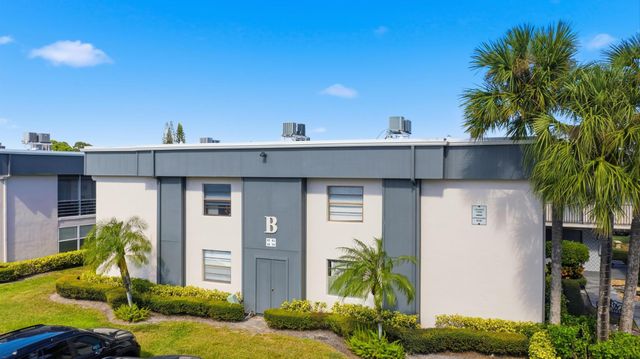 58 Piedmont B, Delray Beach, FL 33484