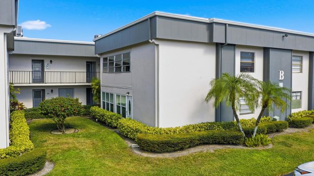58 Piedmont B, Delray Beach, FL 33484