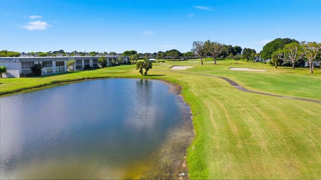 58 Piedmont B, Delray Beach, FL 33484