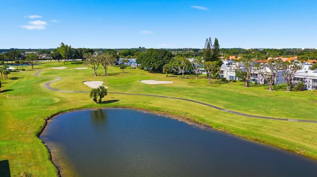 58 Piedmont B, Delray Beach, FL 33484