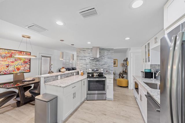 58 Piedmont B, Delray Beach, FL 33484