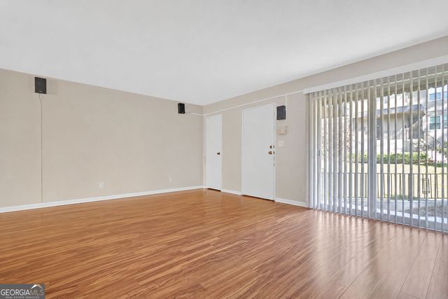 276 Lakemoore Drive NE E, Atlanta, GA 30342