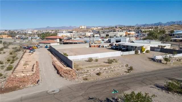 1365 Cherokee Lane, Bullhead City, AZ 86442