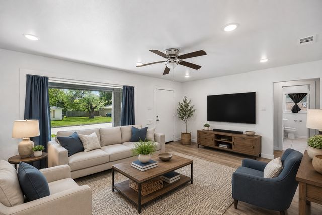 2800 Sierra Drive, Fort Worth, TX 76116