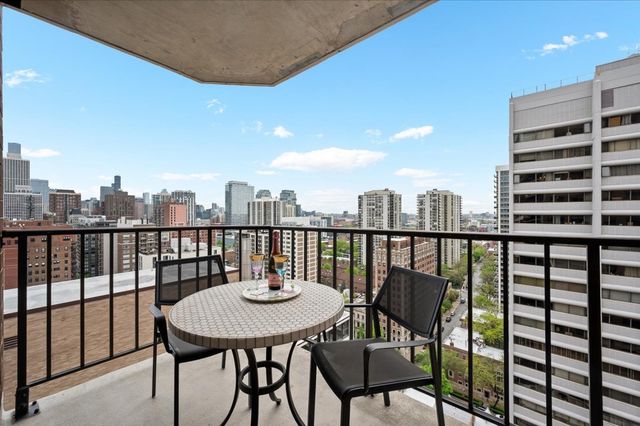 1410 N State Parkway 23B, Chicago, IL 60610