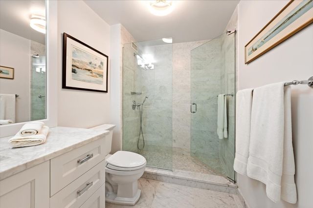 1410 N State Parkway 23B, Chicago, IL 60610