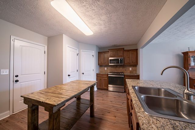 37 Oakwood Drive, Phenix City, AL 36870
