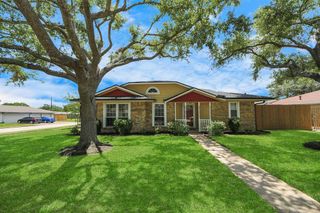 2905 Hamm Road, Pearland, TX 77581