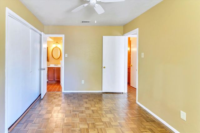 721 Foults Drive, Irving, TX 75061