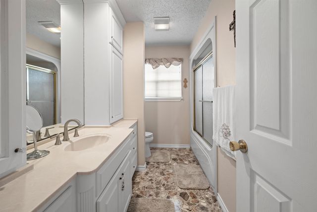 997 Sycamore St., Overton, TX 75662