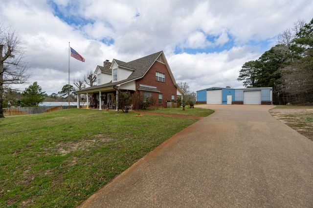 997 Sycamore St., Overton, TX 75662